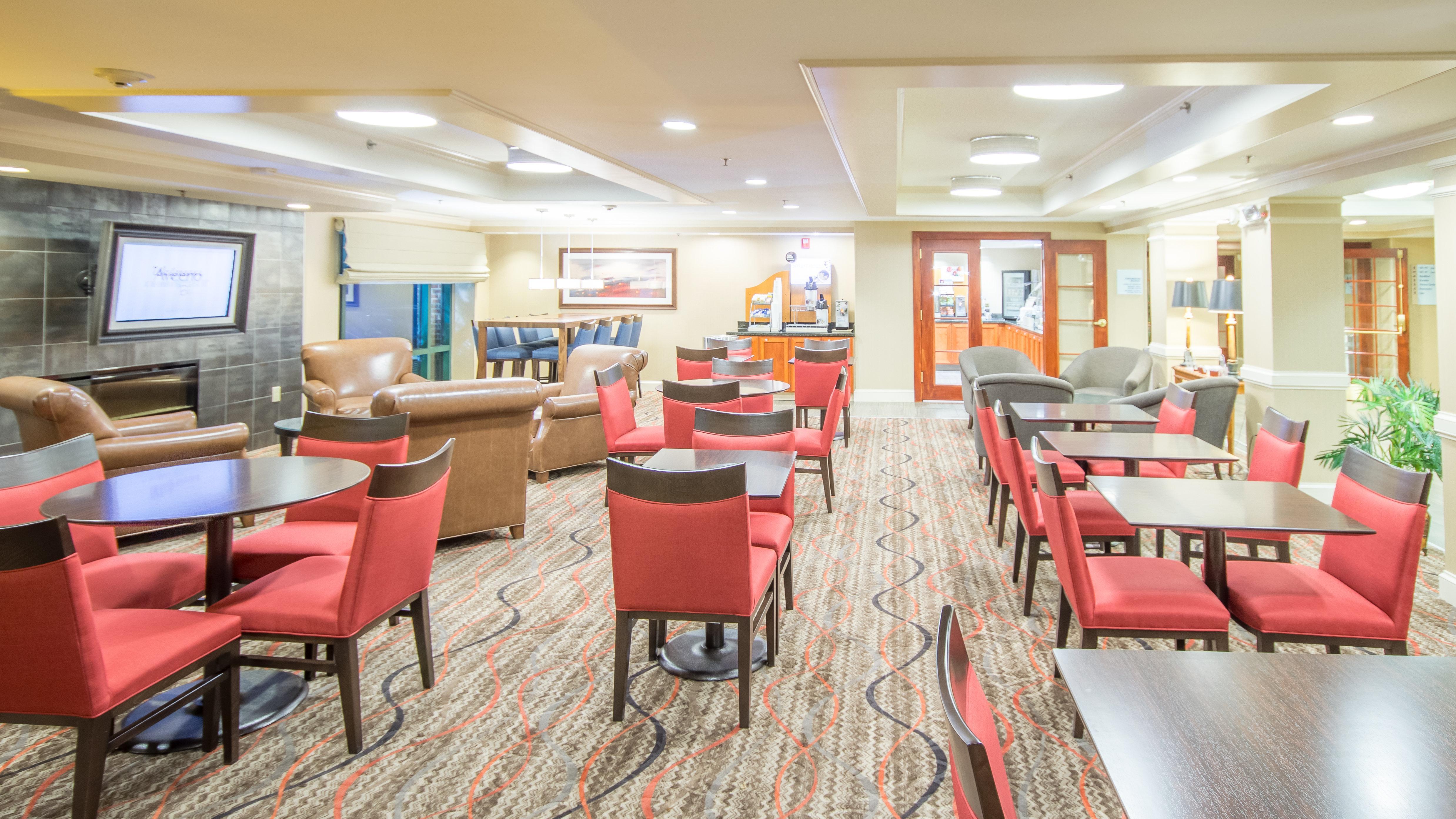 Holiday Inn Express Hotel & Suites Auburn By Ihg Buitenkant foto