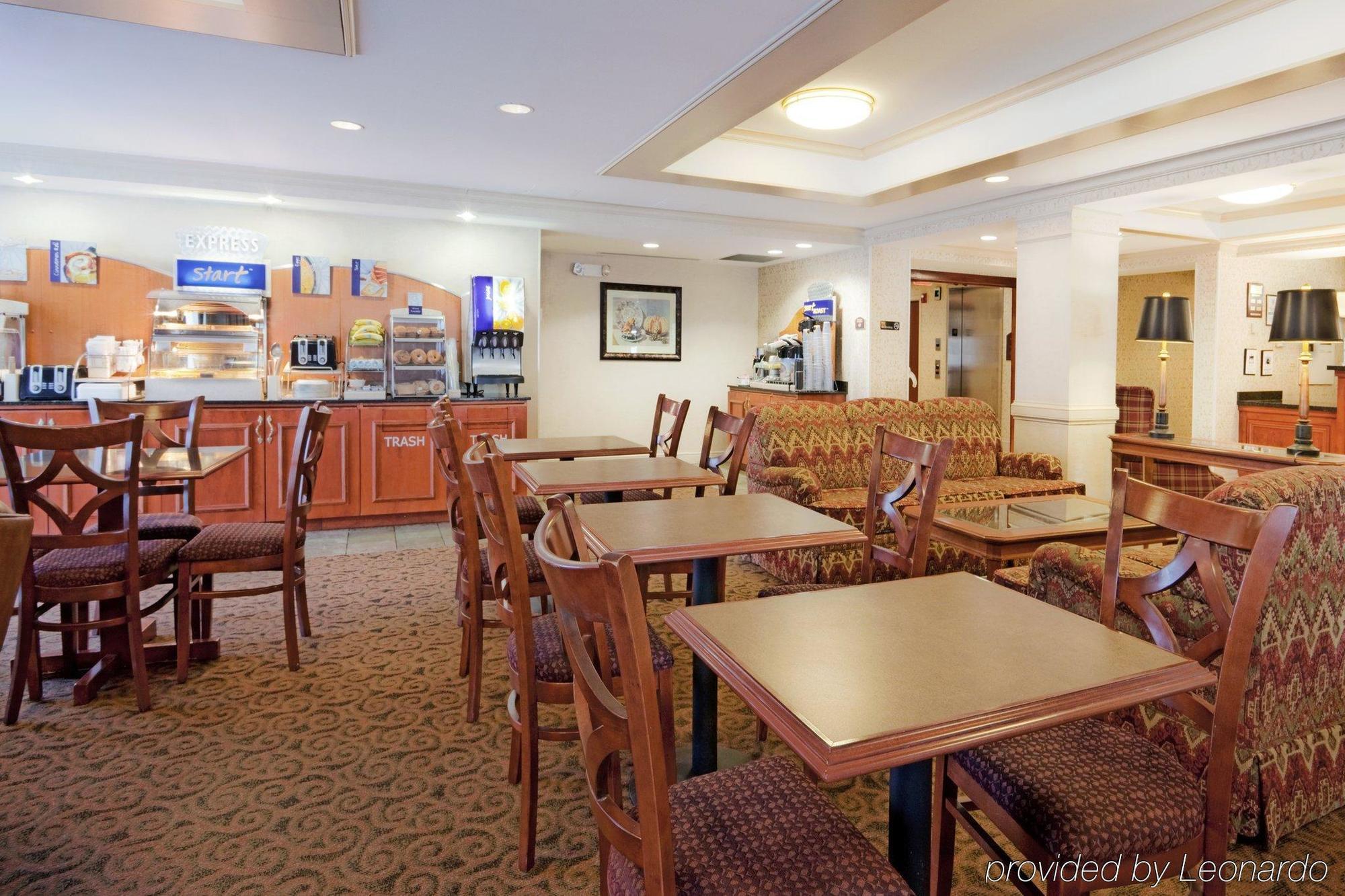 Holiday Inn Express Hotel & Suites Auburn By Ihg Restaurant foto
