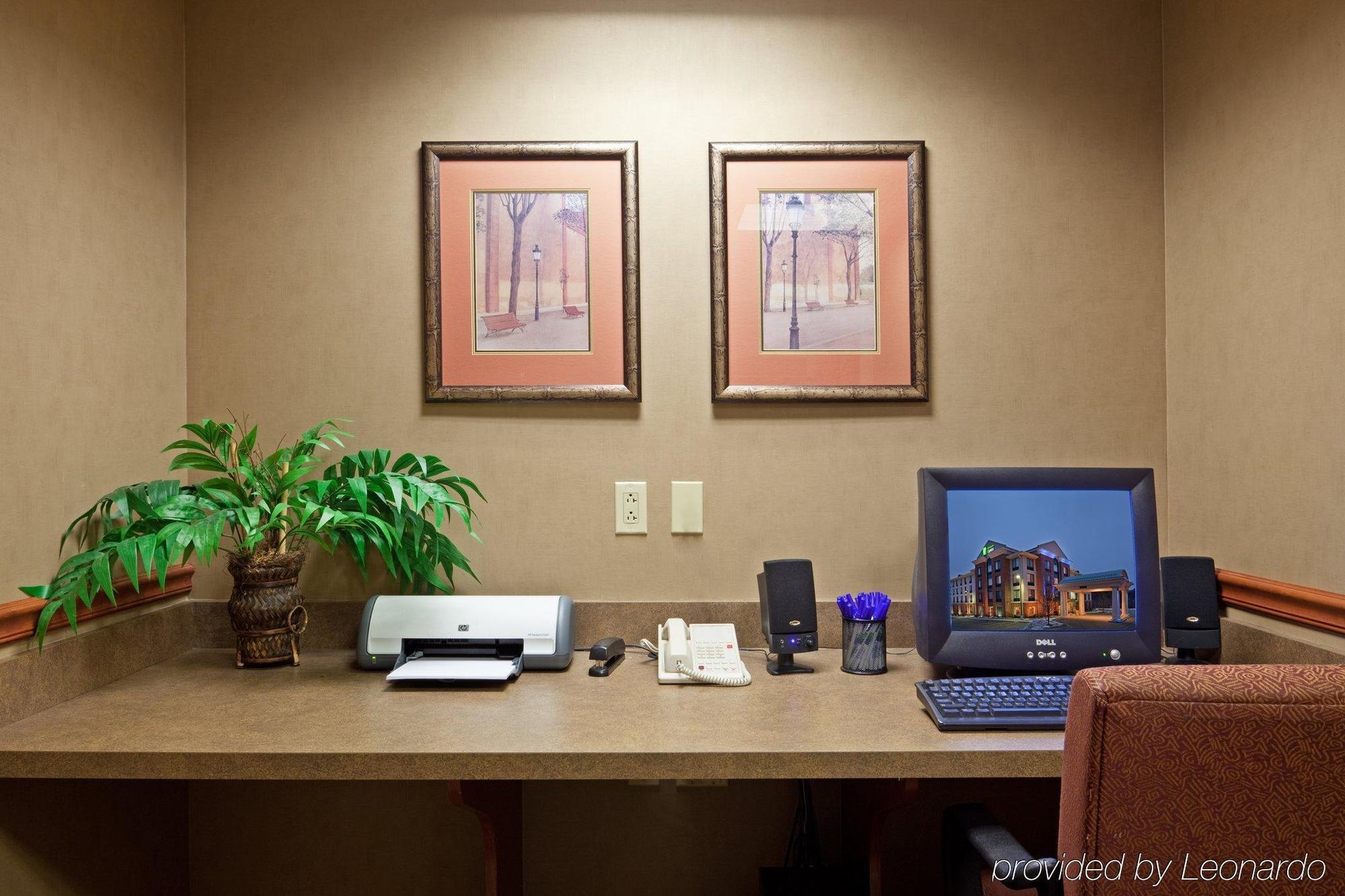 Holiday Inn Express Hotel & Suites Auburn By Ihg Faciliteiten foto